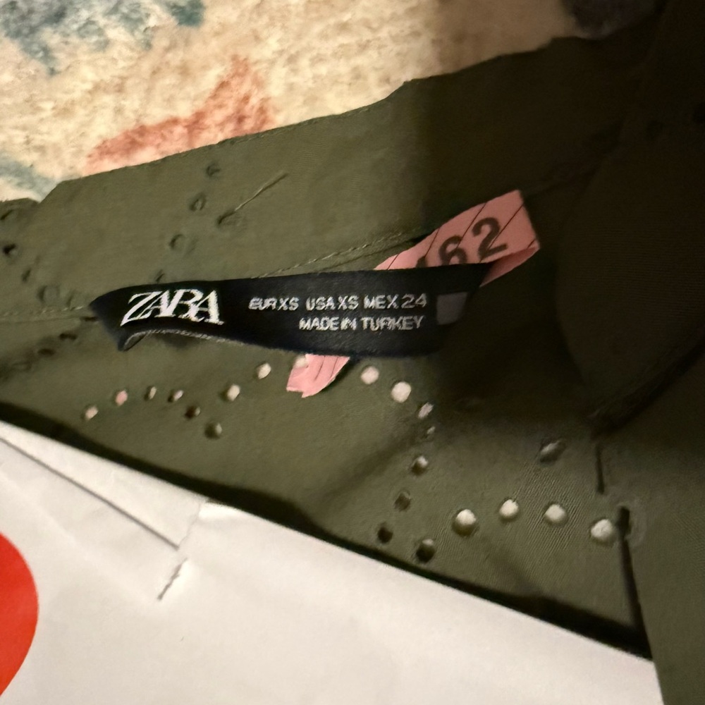 Zara olive Eyelet Dress - Picture 5 of 5